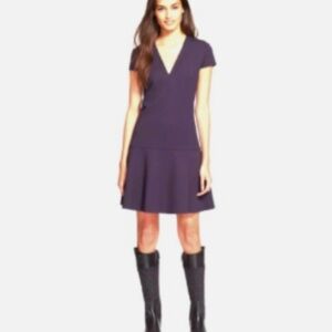 Tory Burch Cap Sleeve V-neck Ruffle Shift Dress size M Navy Blue